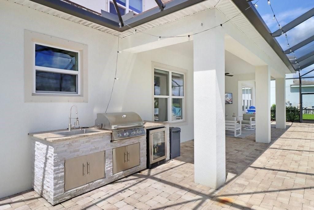 For Sale: $1,499,900 (5 beds, 3 baths, 4181 Square Feet)