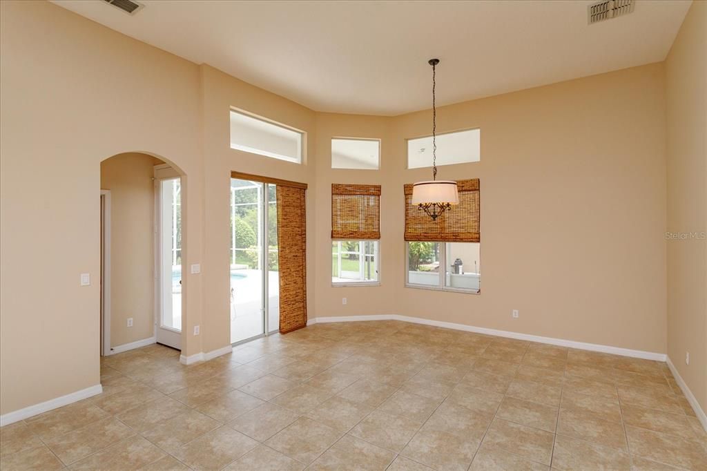 For Rent: $4,400 (4 beds, 4 baths, 3144 Square Feet)