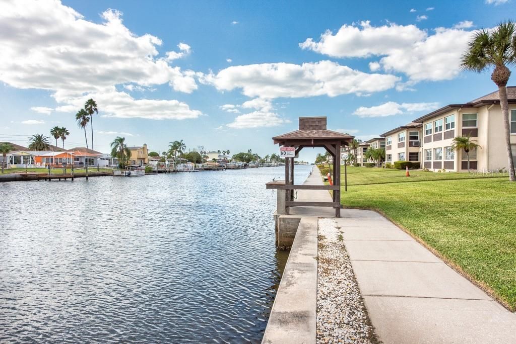 待售: $110,000 (2 贝兹, 2 浴室, 1312 平方英尺)