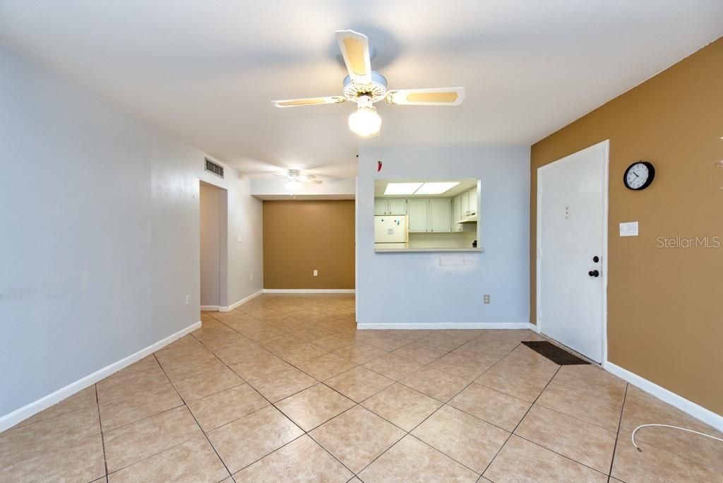 待售: $110,000 (2 贝兹, 2 浴室, 1312 平方英尺)