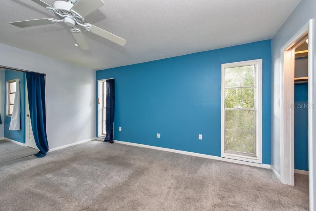 待售: $110,000 (2 贝兹, 2 浴室, 1312 平方英尺)