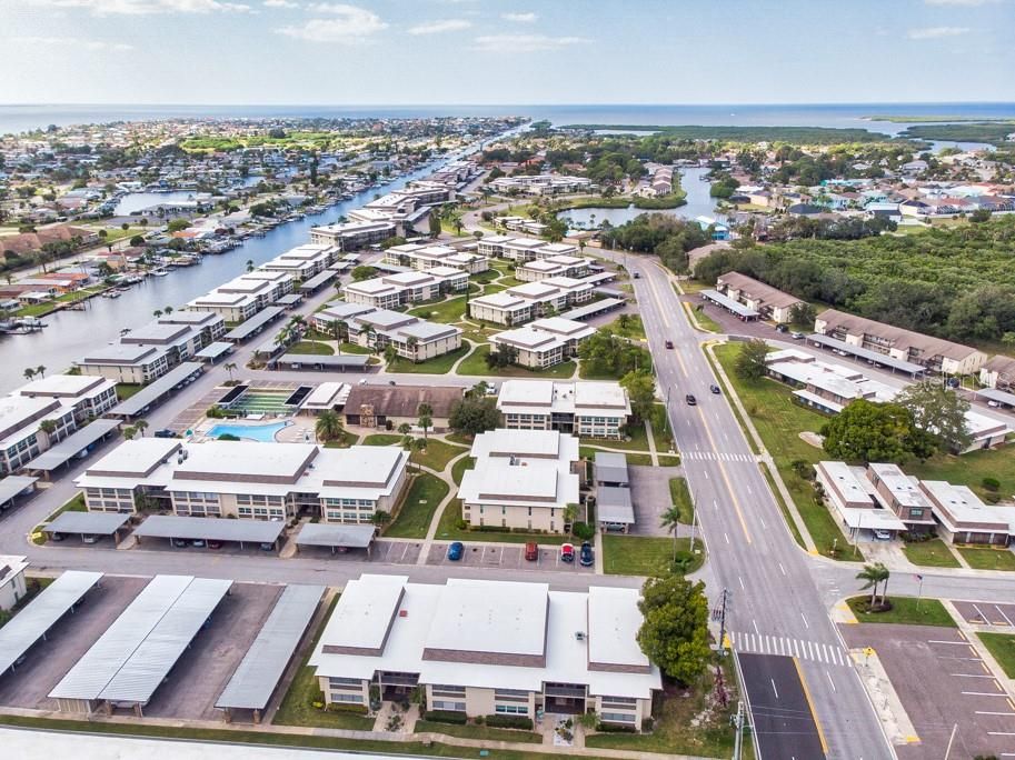 待售: $110,000 (2 贝兹, 2 浴室, 1312 平方英尺)