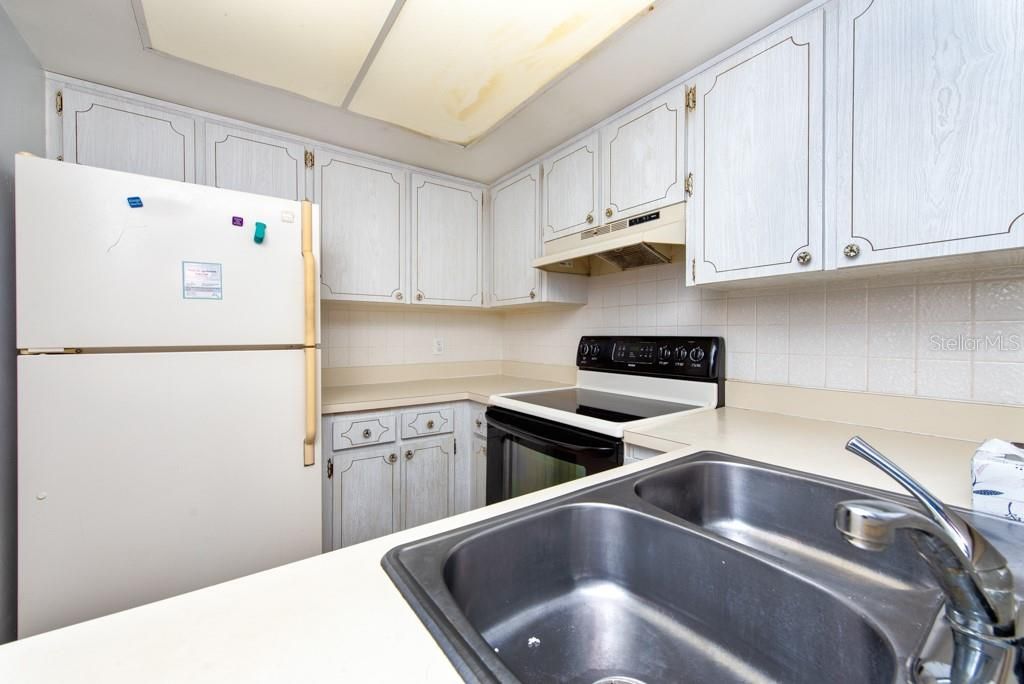 待售: $110,000 (2 贝兹, 2 浴室, 1312 平方英尺)