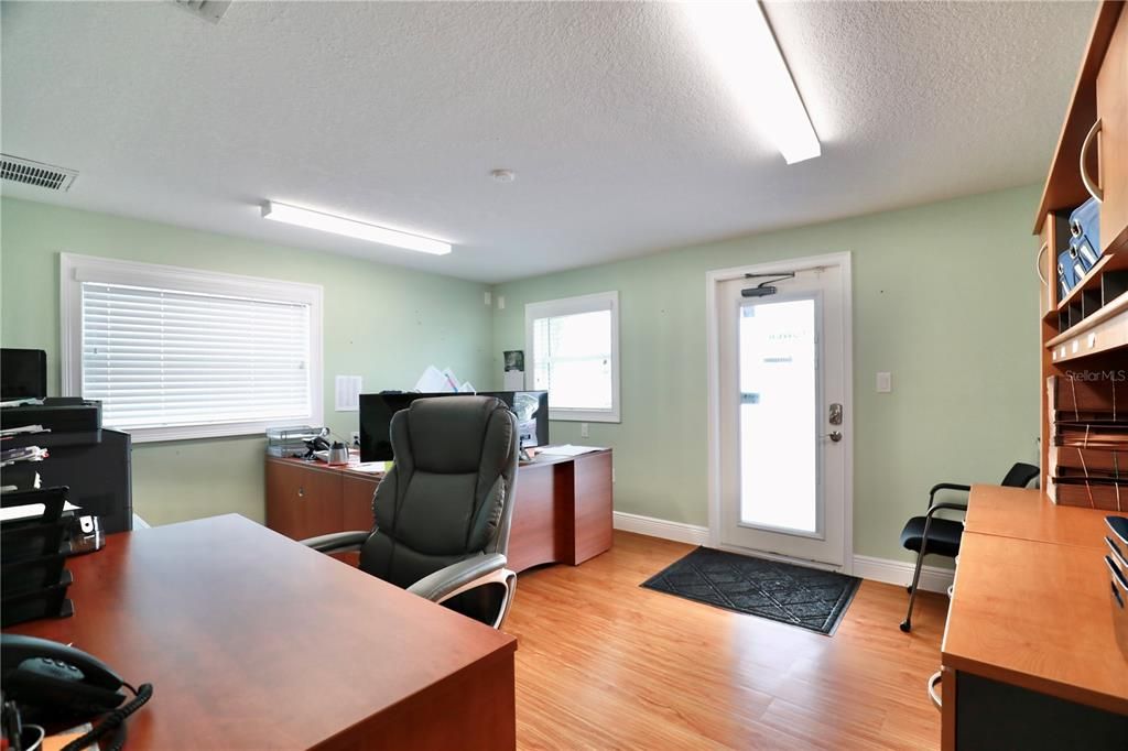 На продажу: $37,162 (0 спален, 0 ванн, 2186 Квадратных фут)