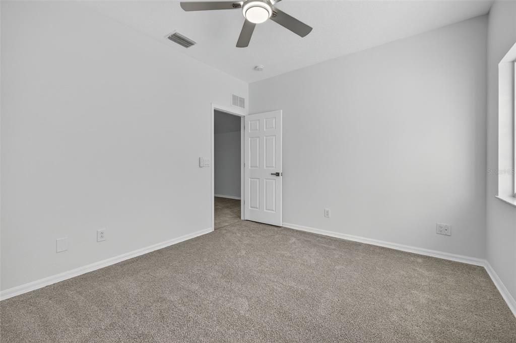 Под контрактом: $519,000 (4 спален, 2 ванн, 2396 Квадратных фут)