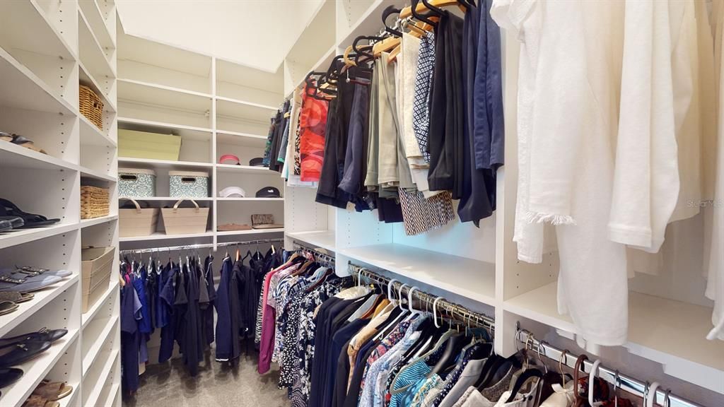 待售: $665,900 (3 贝兹, 2 浴室, 2518 平方英尺)