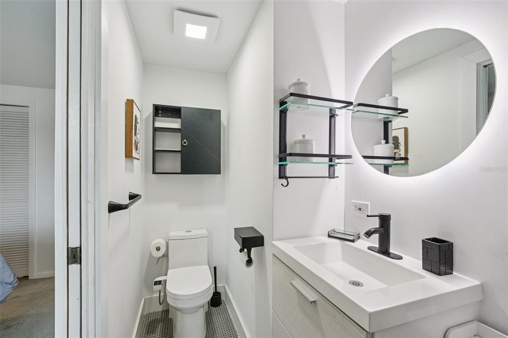 Active With Contract: $624,000 (5 beds, 3 baths, 2434 Square Feet)