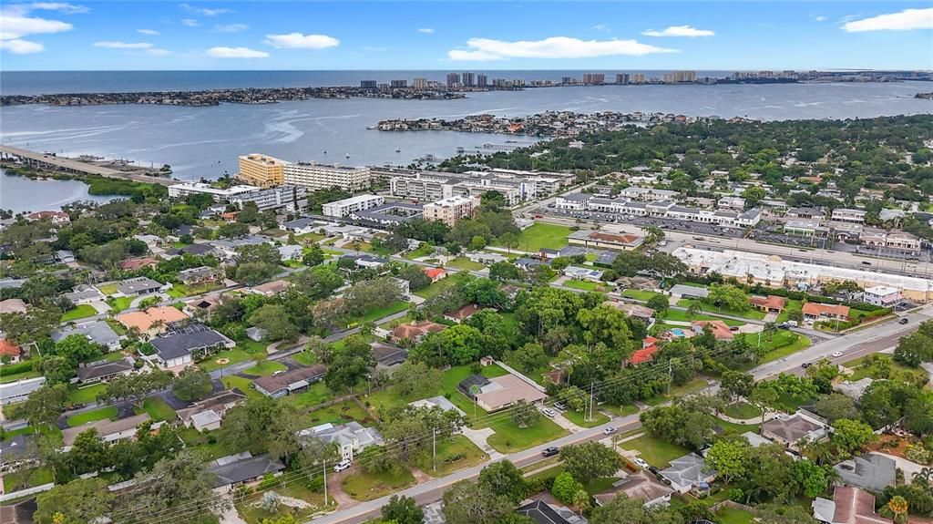 For Sale: $649,900 (3 beds, 3 baths, 2114 Square Feet)