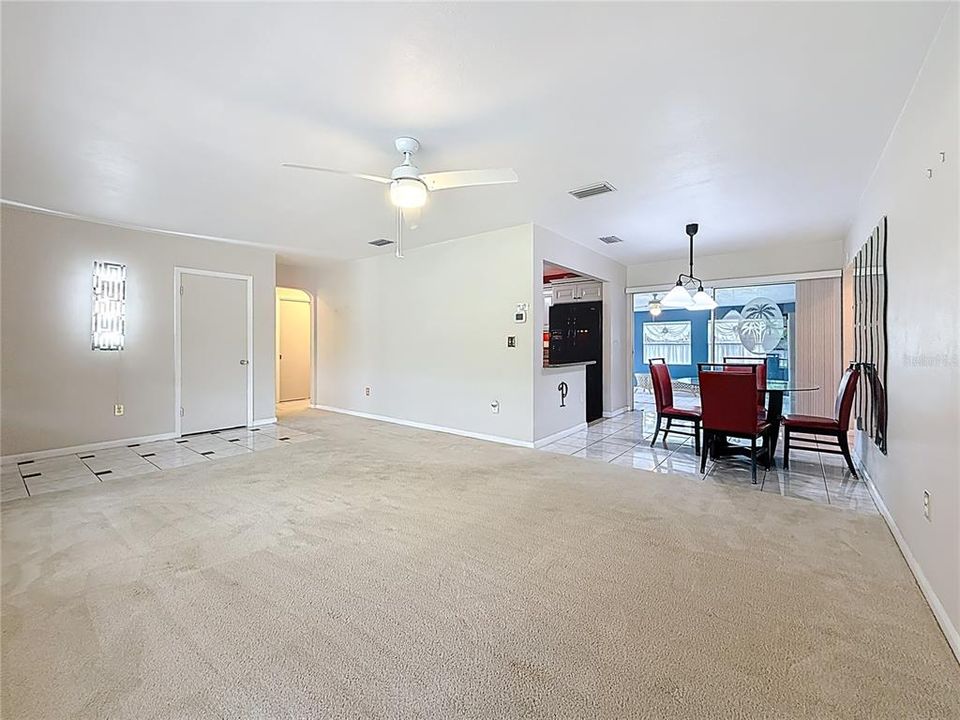 For Sale: $649,900 (3 beds, 3 baths, 2114 Square Feet)