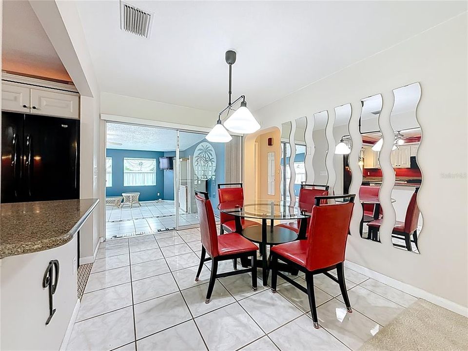 For Sale: $649,900 (3 beds, 3 baths, 2114 Square Feet)