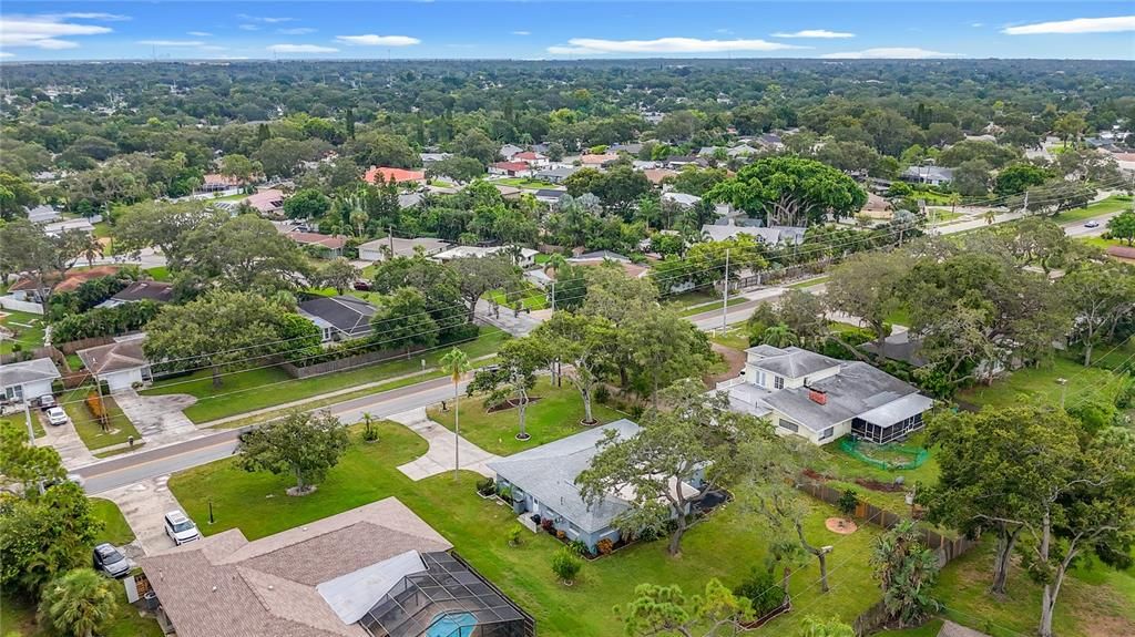 For Sale: $649,900 (3 beds, 3 baths, 2114 Square Feet)