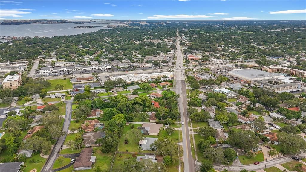 For Sale: $649,900 (3 beds, 3 baths, 2114 Square Feet)