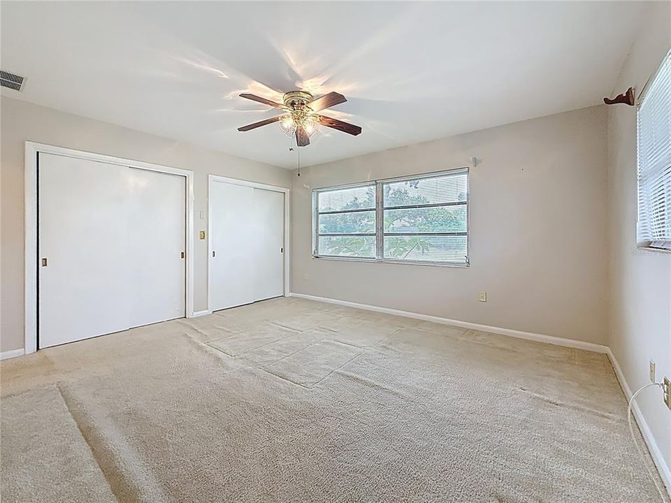 For Sale: $649,900 (3 beds, 3 baths, 2114 Square Feet)