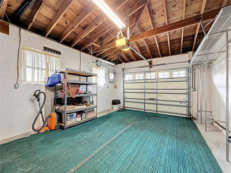 For Sale: $649,900 (3 beds, 3 baths, 2114 Square Feet)