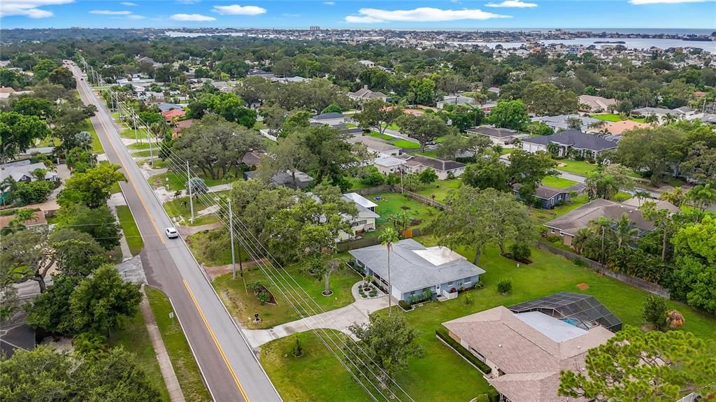 For Sale: $649,900 (3 beds, 3 baths, 2114 Square Feet)