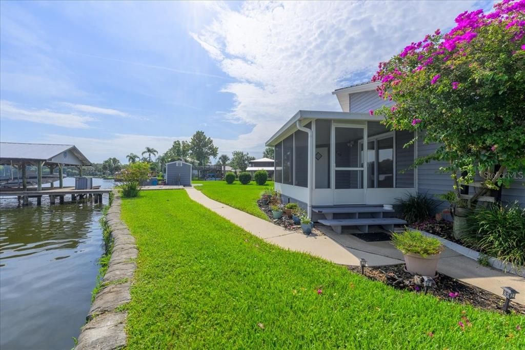 For Sale: $525,000 (3 beds, 2 baths, 1968 Square Feet)