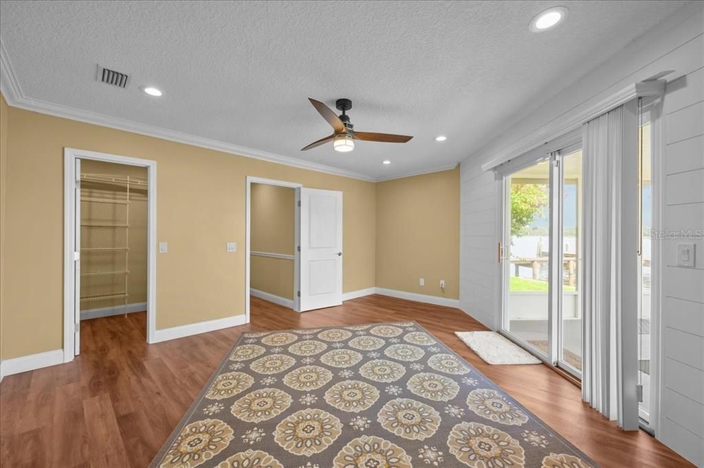 For Sale: $525,000 (3 beds, 2 baths, 1968 Square Feet)