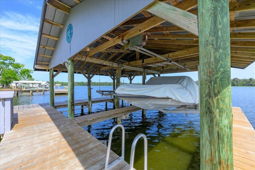 For Sale: $525,000 (3 beds, 2 baths, 1968 Square Feet)