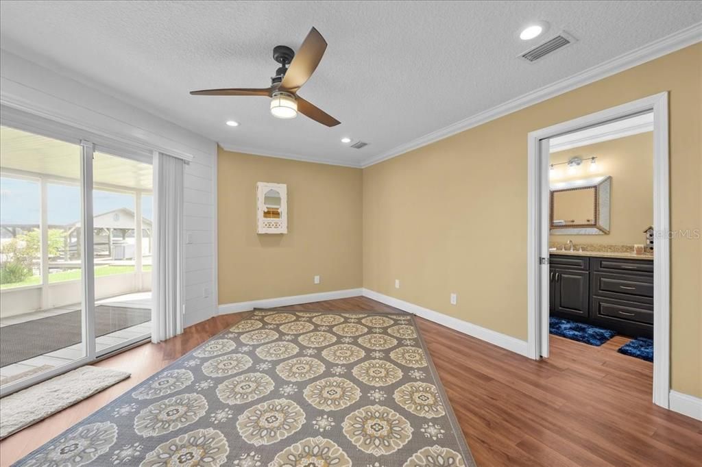 For Sale: $525,000 (3 beds, 2 baths, 1968 Square Feet)