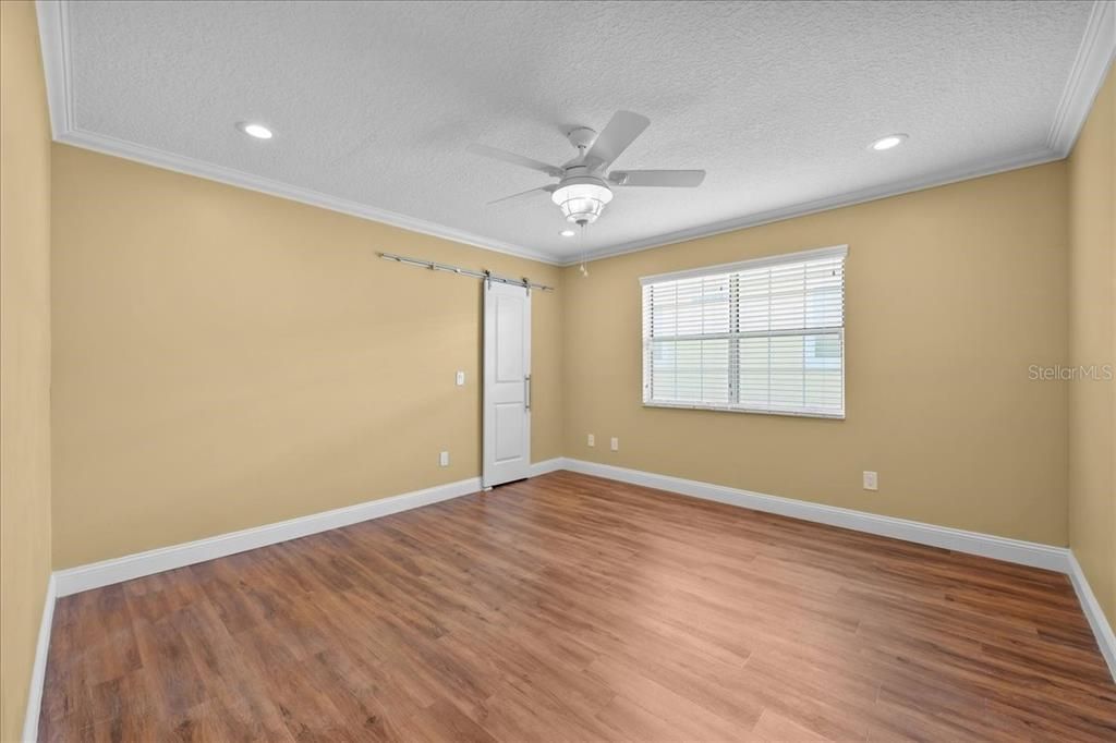 For Sale: $525,000 (3 beds, 2 baths, 1968 Square Feet)