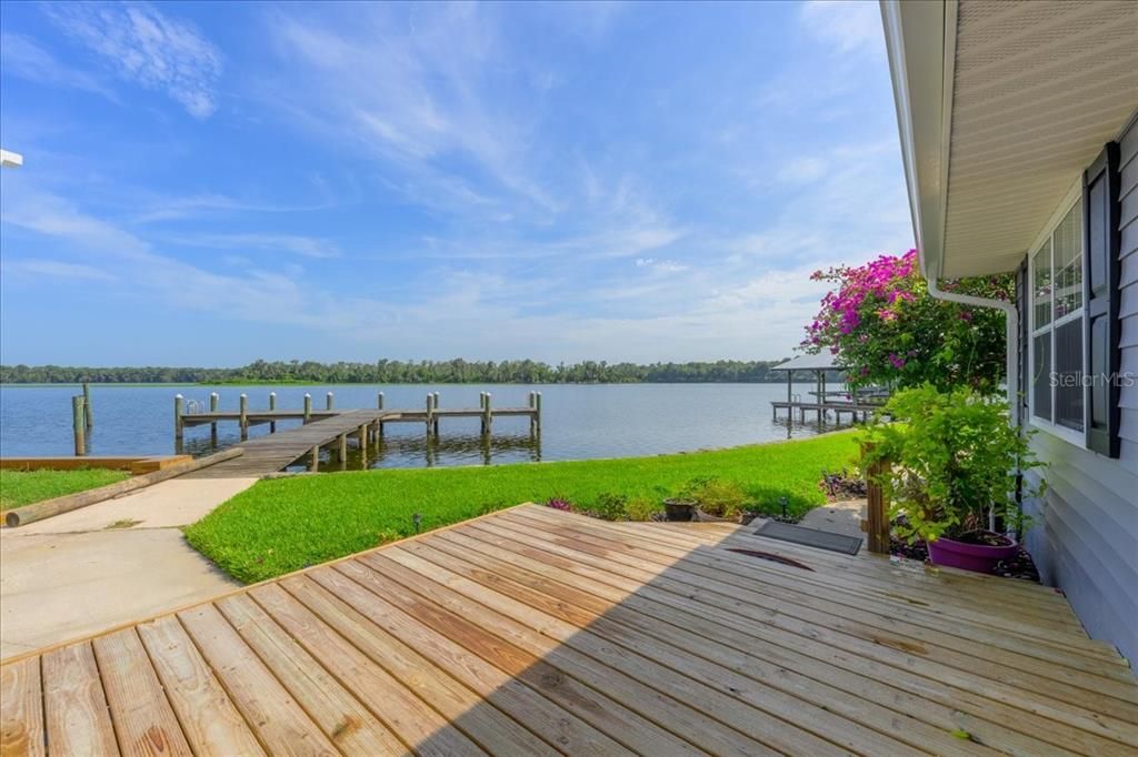 For Sale: $525,000 (3 beds, 2 baths, 1968 Square Feet)