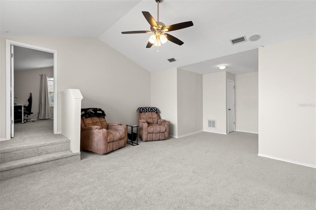 For Sale: $569,000 (3 beds, 2 baths, 2391 Square Feet)