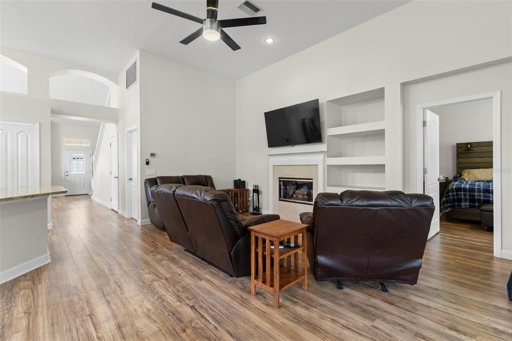 For Sale: $569,000 (3 beds, 2 baths, 2391 Square Feet)