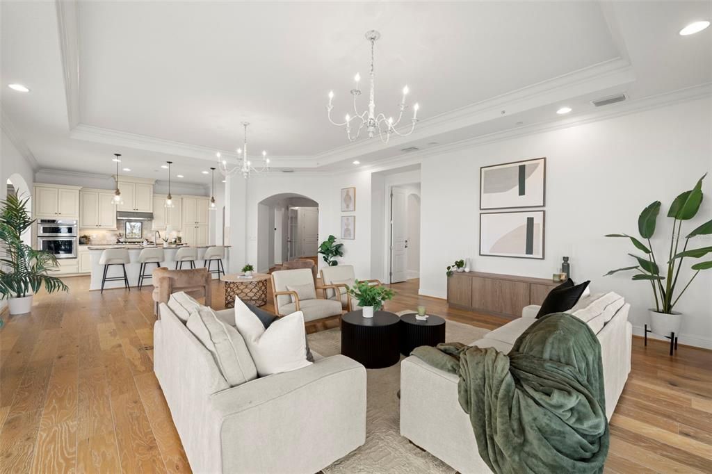 合同活跃: $1,854,900 (3 贝兹, 3 浴室, 2982 平方英尺)