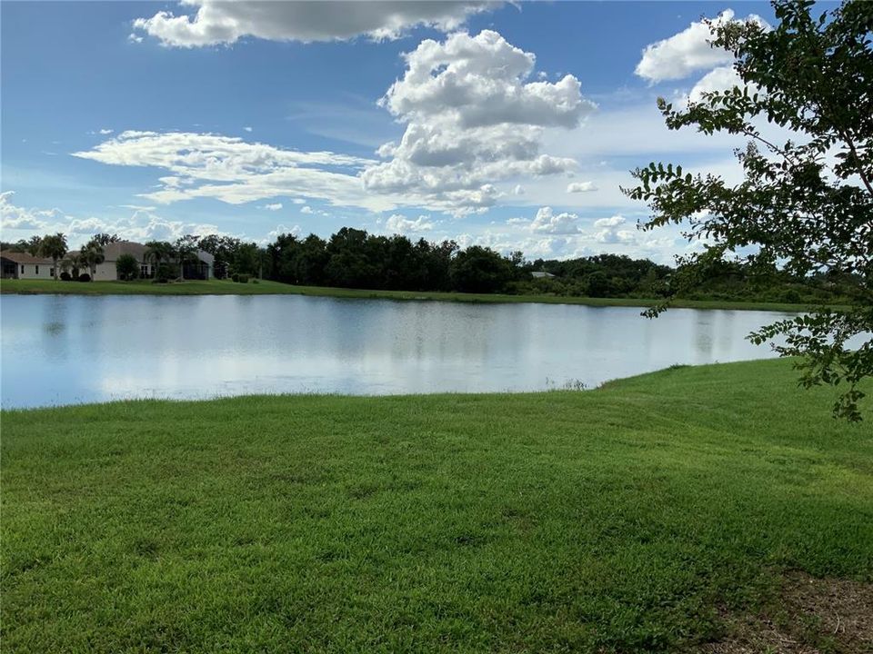 For Sale: $299,900 (3 beds, 2 baths, 1477 Square Feet)