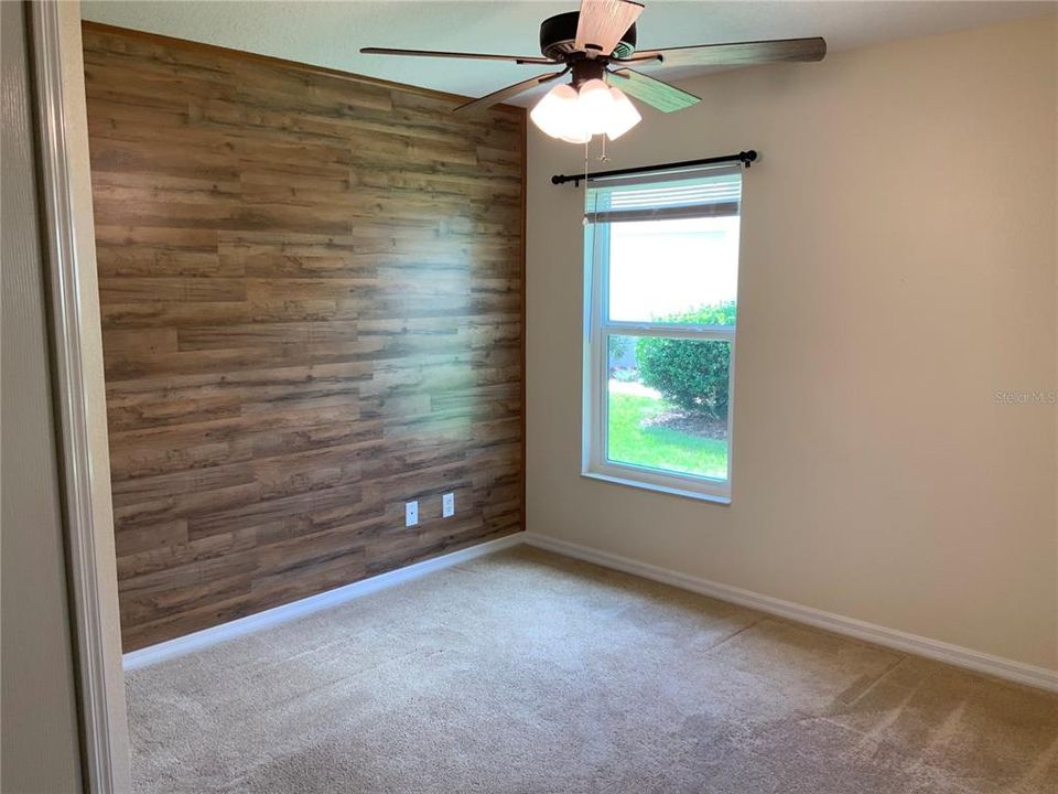 For Sale: $299,900 (3 beds, 2 baths, 1477 Square Feet)