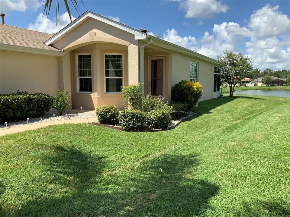 For Sale: $299,900 (3 beds, 2 baths, 1477 Square Feet)