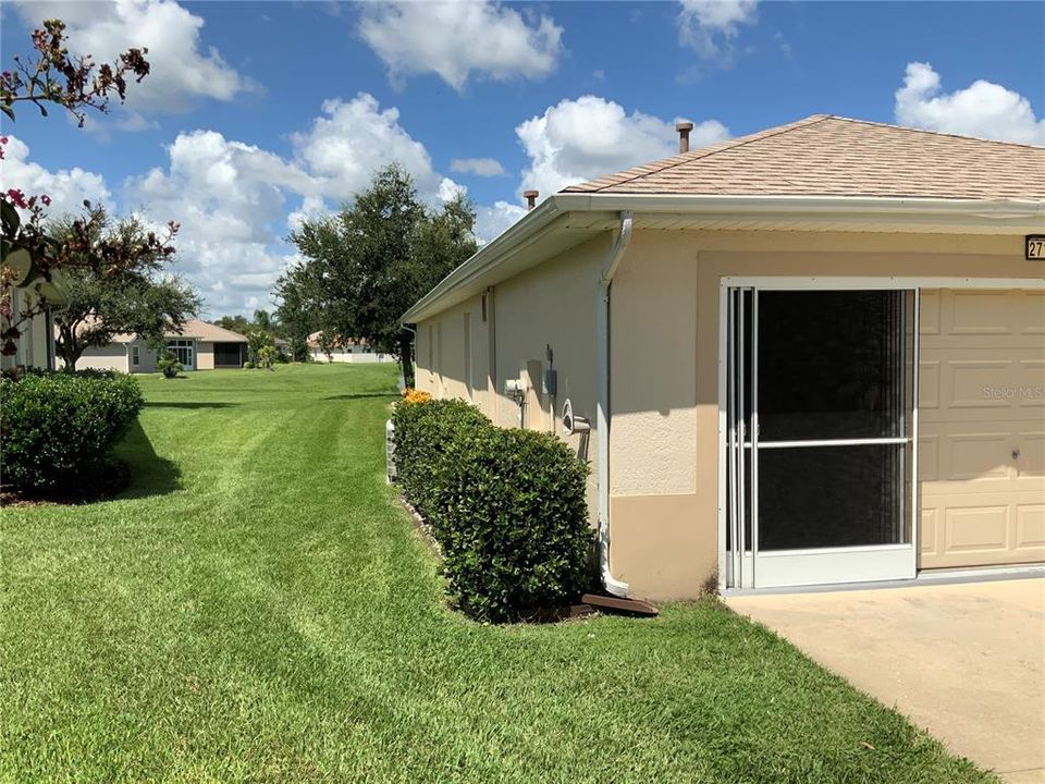 For Sale: $299,900 (3 beds, 2 baths, 1477 Square Feet)