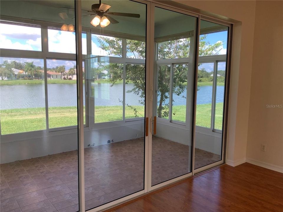 For Sale: $299,900 (3 beds, 2 baths, 1477 Square Feet)