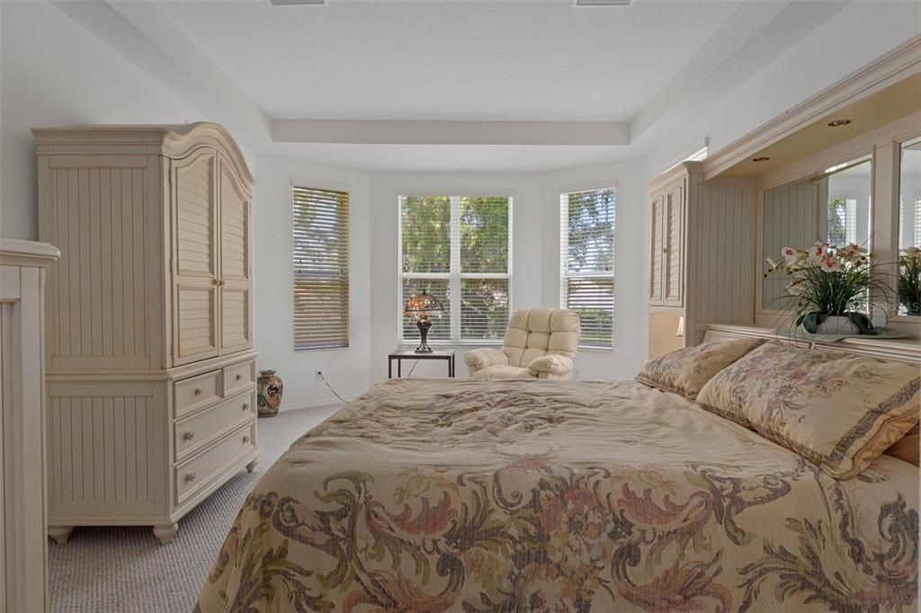 For Sale: $366,000 (3 beds, 2 baths, 1870 Square Feet)