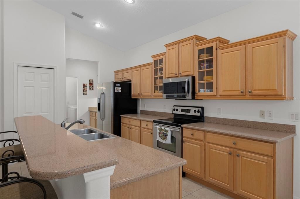 For Sale: $366,000 (3 beds, 2 baths, 1870 Square Feet)