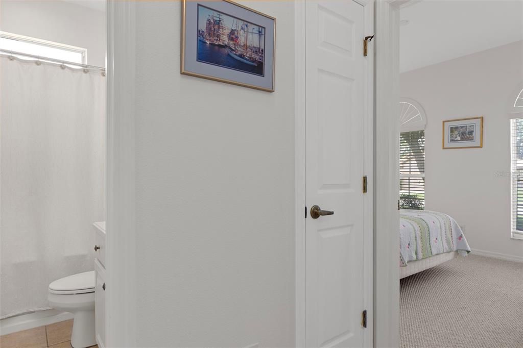 For Sale: $366,000 (3 beds, 2 baths, 1870 Square Feet)