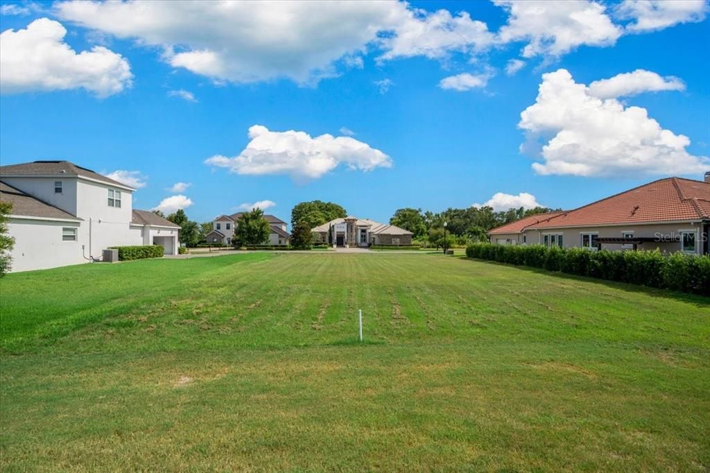 待售: $200,000 (0.28 acres)