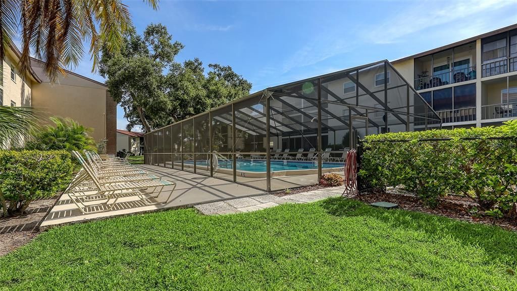 待售: $129,999 (1 贝兹, 1 浴室, 679 平方英尺)