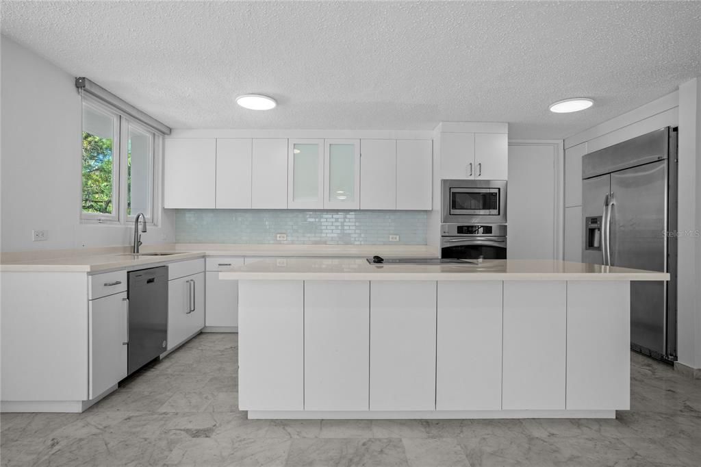 En Renta: $7,500 (5 camas, 3 baños, 3650 Pies cuadrados)