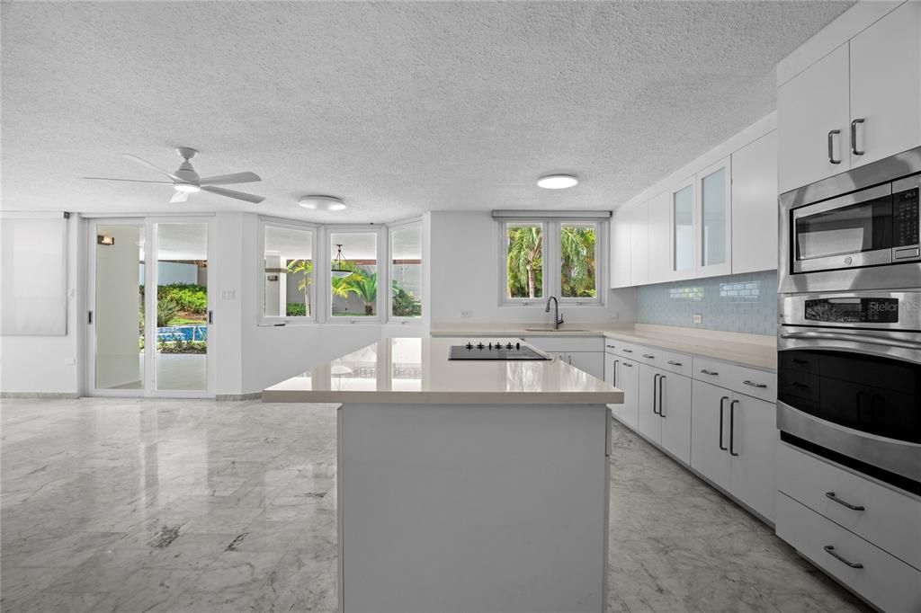 En Renta: $7,500 (5 camas, 3 baños, 3650 Pies cuadrados)