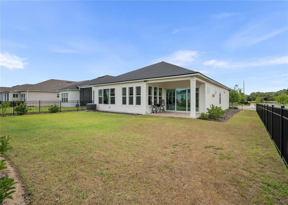 For Rent: $3,000 (3 beds, 2 baths, 1746 Square Feet)