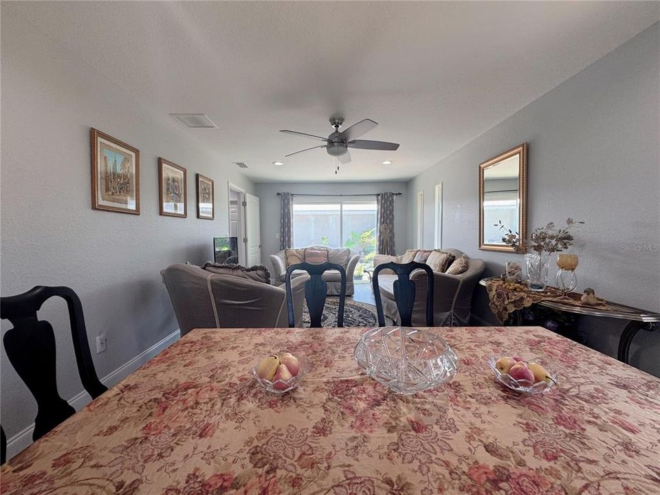 На продажу: $1,684,900 (4 спален, 2 ванн, 2774 Квадратных фут)