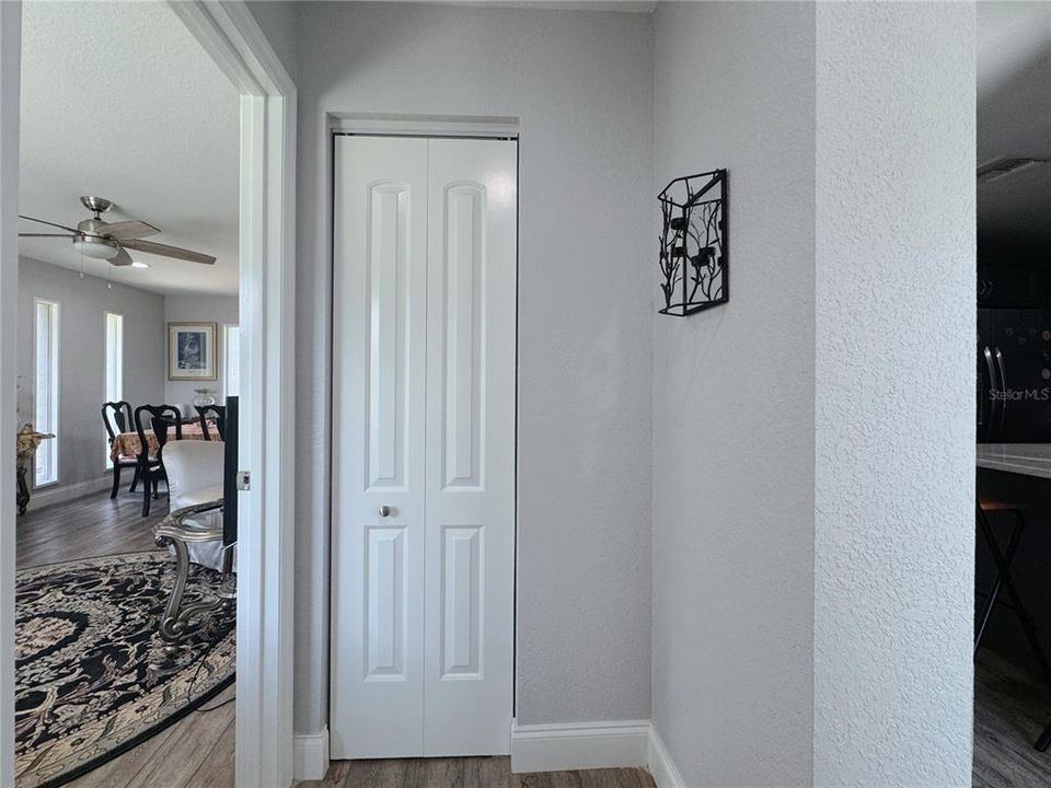 На продажу: $1,684,900 (4 спален, 2 ванн, 2774 Квадратных фут)