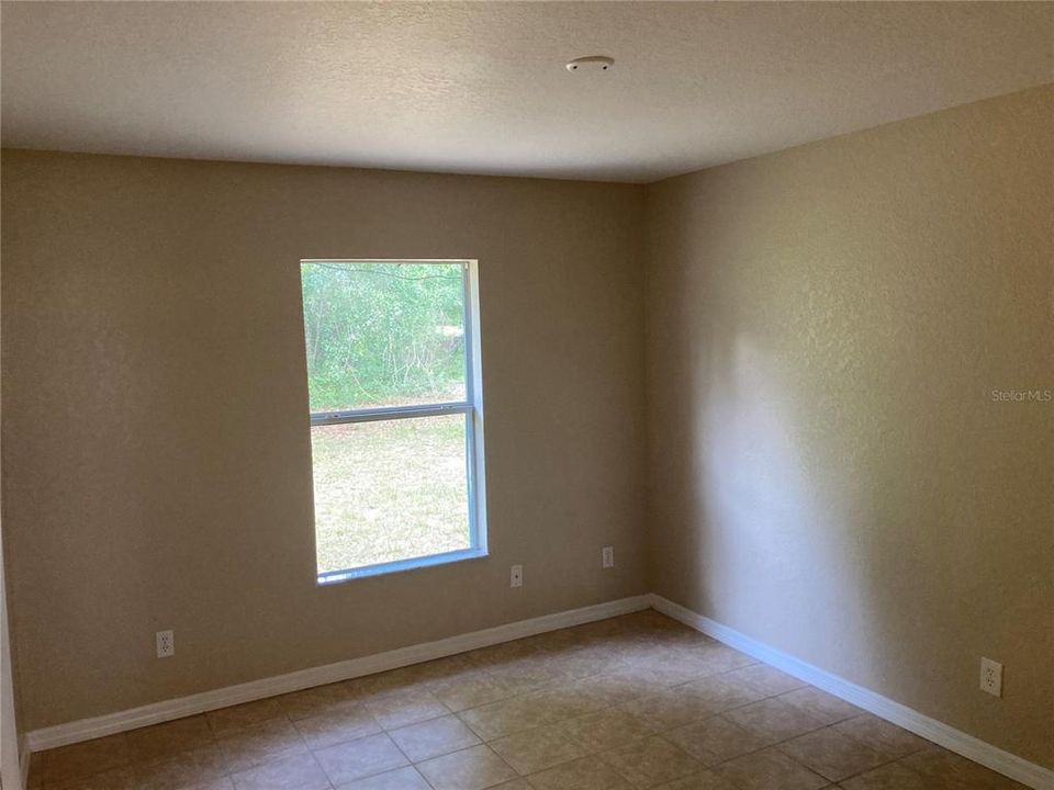 В аренду: $1,625 (3 спален, 2 ванн, 1425 Квадратных фут)