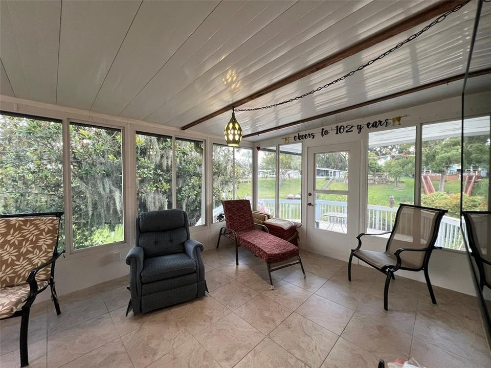 For Sale: $209,000 (2 beds, 2 baths, 1440 Square Feet)