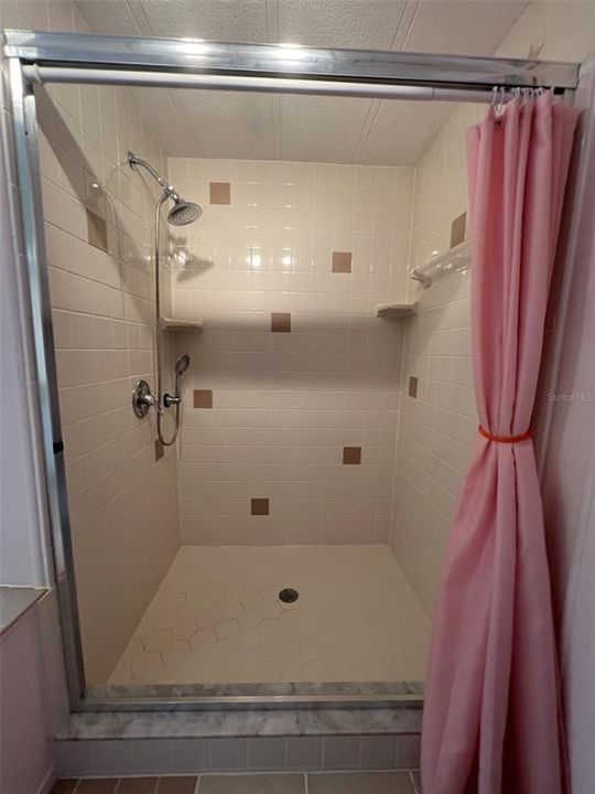 For Sale: $209,000 (2 beds, 2 baths, 1440 Square Feet)