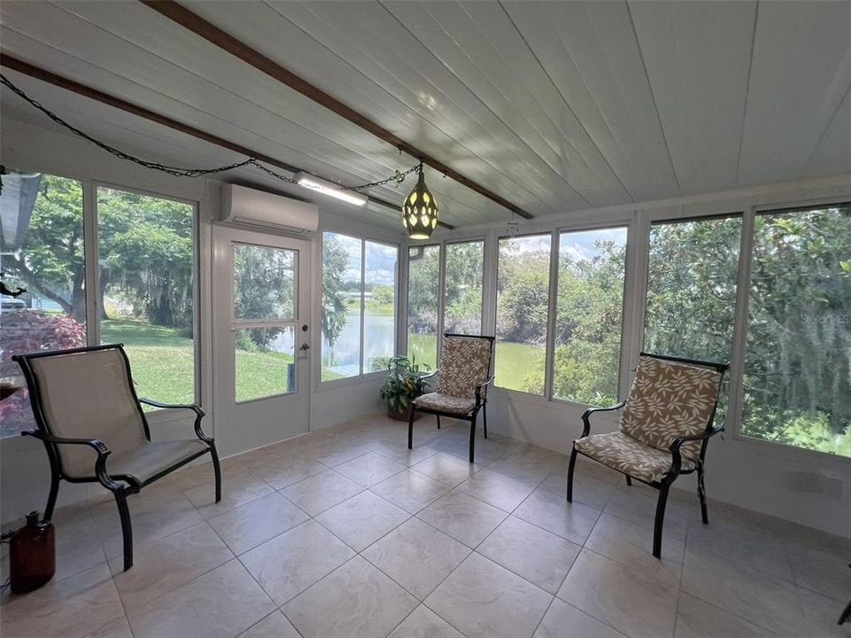 For Sale: $209,000 (2 beds, 2 baths, 1440 Square Feet)