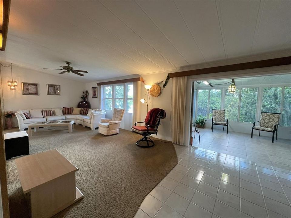 For Sale: $209,000 (2 beds, 2 baths, 1440 Square Feet)