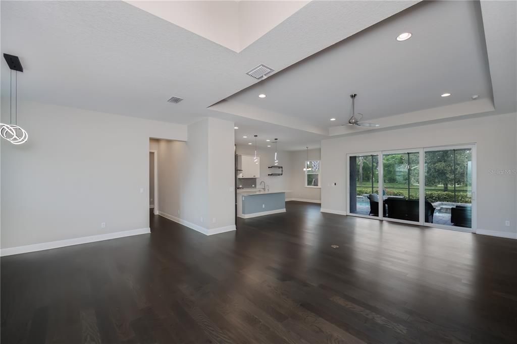 For Sale: $825,000 (4 beds, 3 baths, 2405 Square Feet)