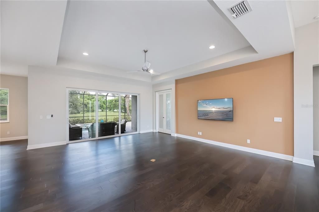 For Sale: $825,000 (4 beds, 3 baths, 2405 Square Feet)